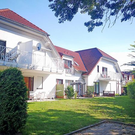 Ferienwohnung Mit Terrasse Gustow  Екстер'єр фото